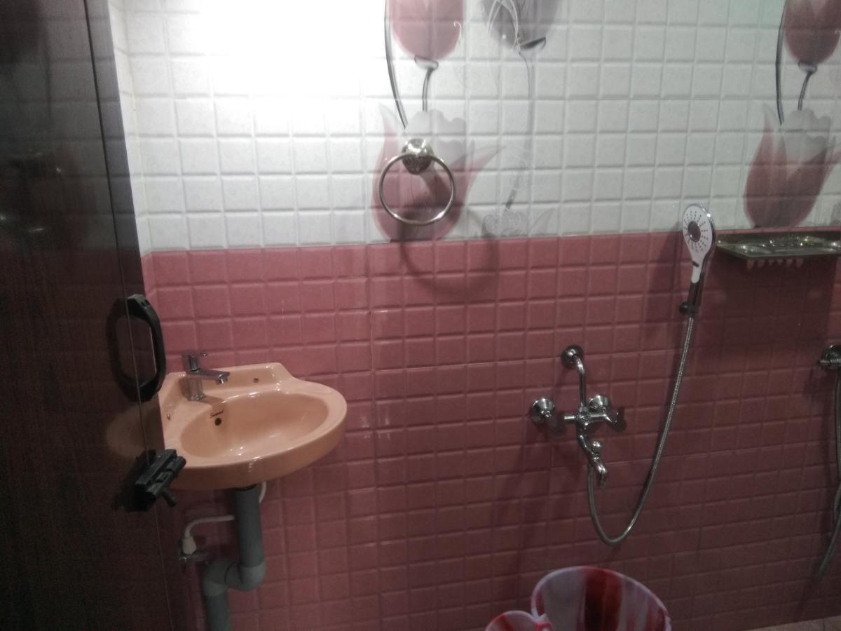 Maniis Homestay Vālpārai المظهر الخارجي الصورة